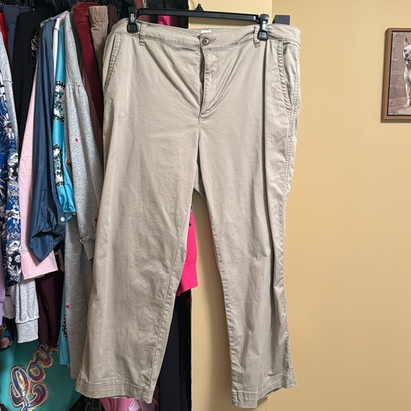 Gap girlfriend khakis - Picture 1 of 1